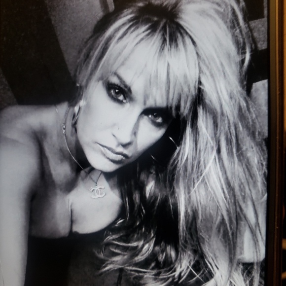 Meet your Posher, Armanda - Picture 1 of 1